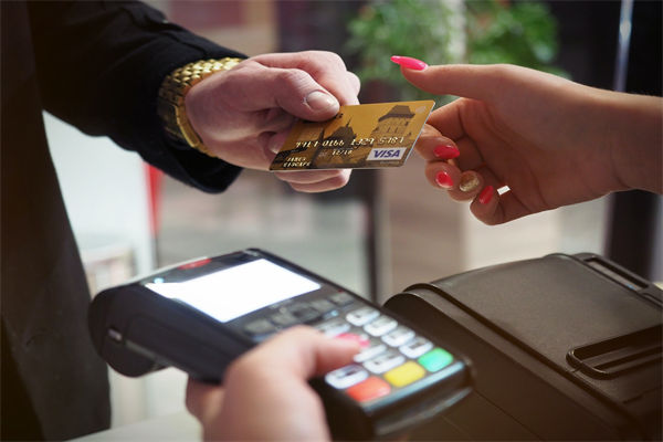 信用卡无法正常偿还，如何解锁账户？